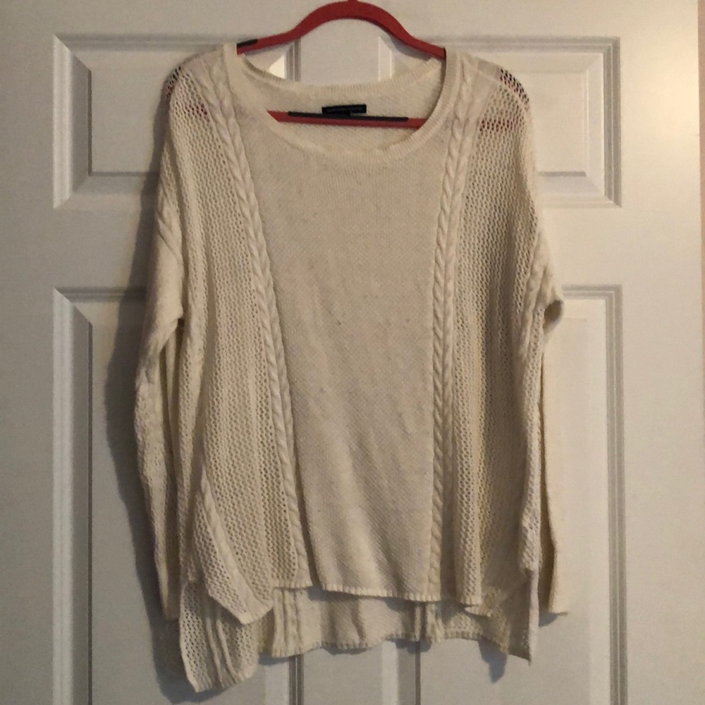 Scoop Neck White Sweater